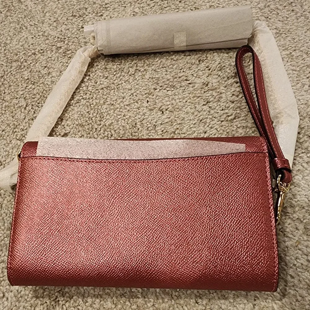 Coach Metallic Chain - Picture 3 of 6